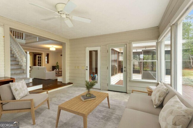 Building Photo - 1375 Mosswood Ln SE