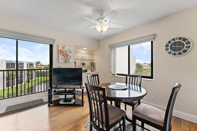 Building Photo - 1605 S US Hwy 1