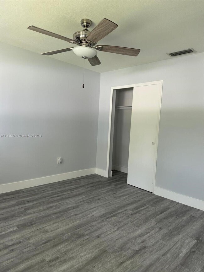 Building Photo - 11500 NW 39th St