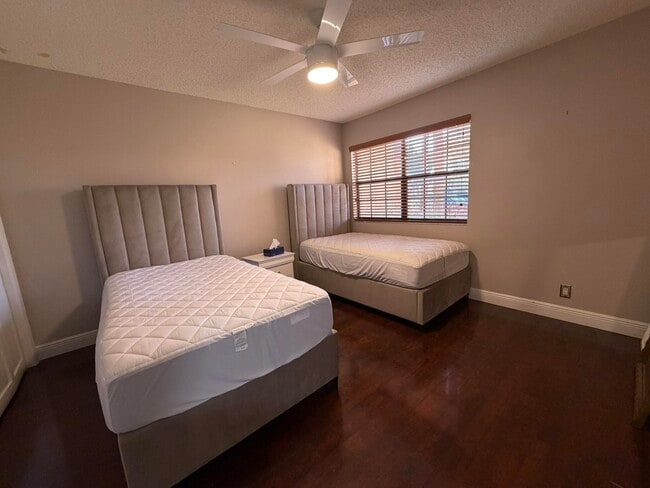 Building Photo - 11268 Aspen Glen Dr