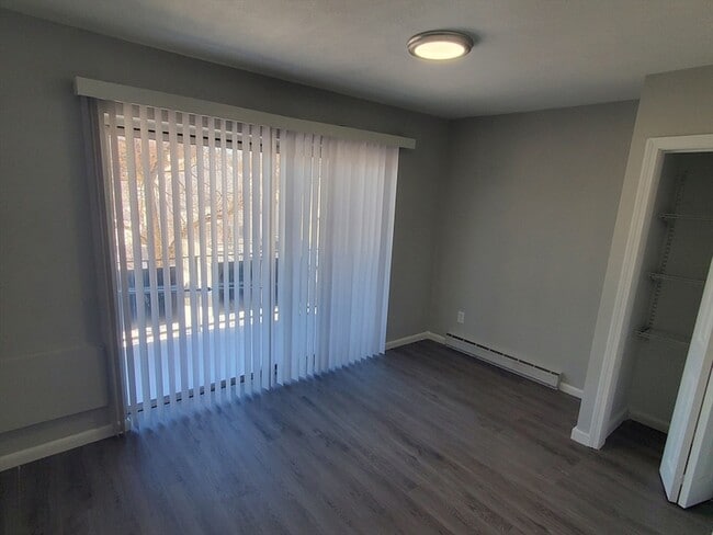 Building Photo - 760 Cummins Hwy