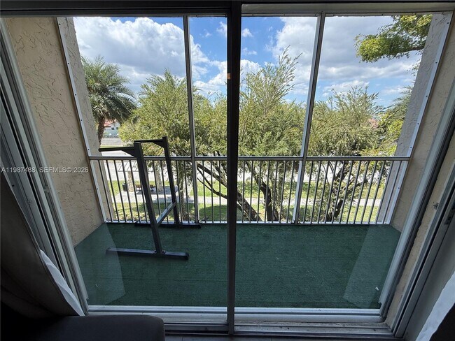 Building Photo - 21133 SW 85th Ave