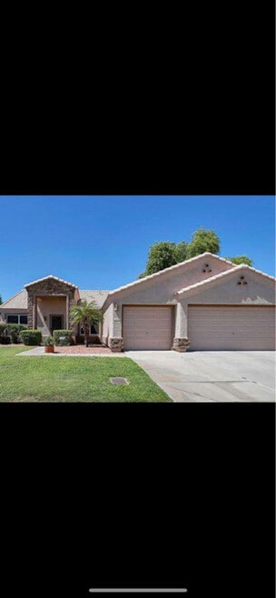 Building Photo - 5018 W Davis Rd