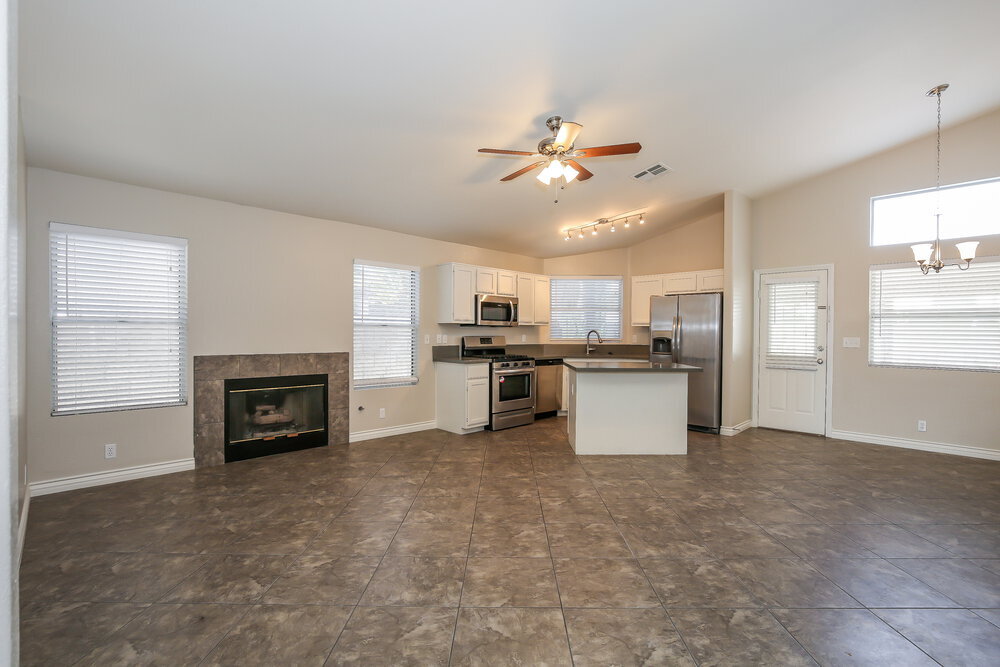 Building Photo - 8216 James Grayson Dr