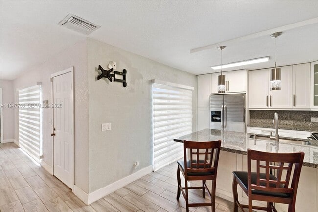 Building Photo - 2588 Garden Ct