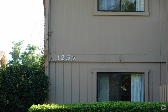 Building - Watson Ranch Apts