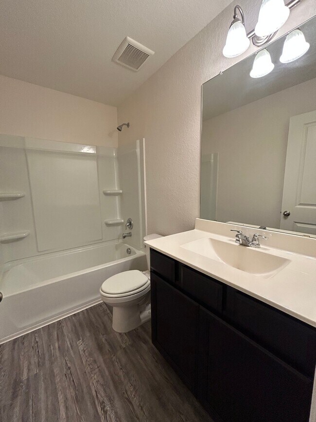 Building Photo - 14318 Elkhorn Crest