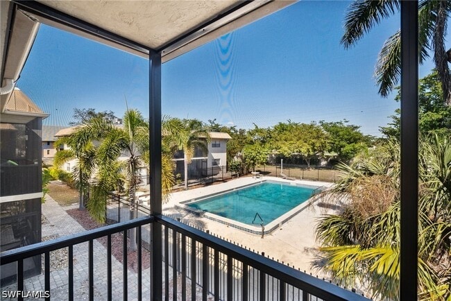 Building Photo - 1560 Colonial Blvd