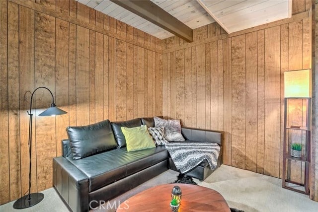 Building Photo - 607 E Victoria Ct