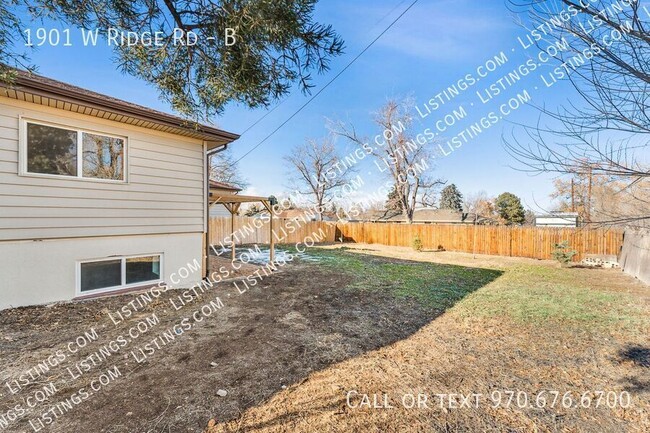 Building Photo - 1Bed/1Bath Garden Level Apartment with HUG...