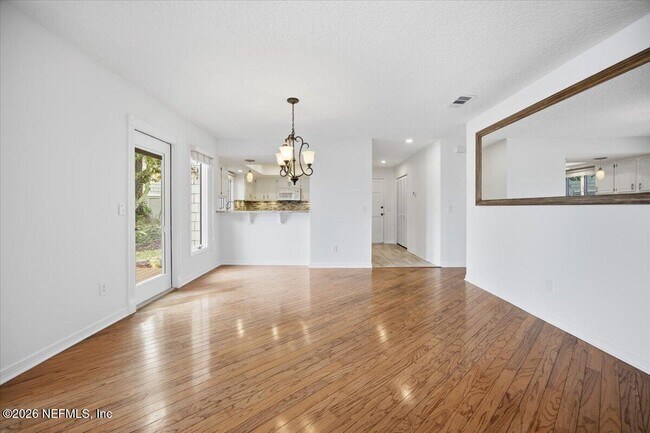 Building Photo - 7 Fishermans Cove Rd