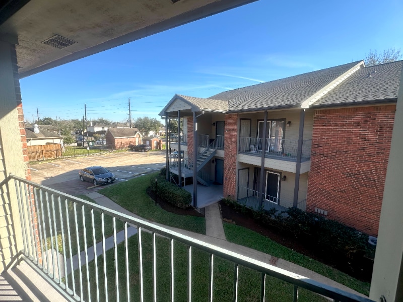 Building Photo - 8800 Westplace Dr