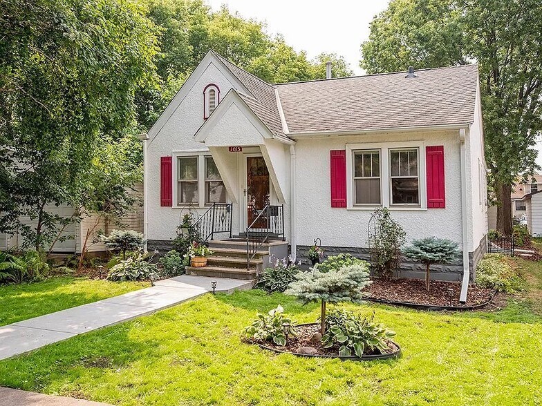 Front of House - 1015 20th Ave SE