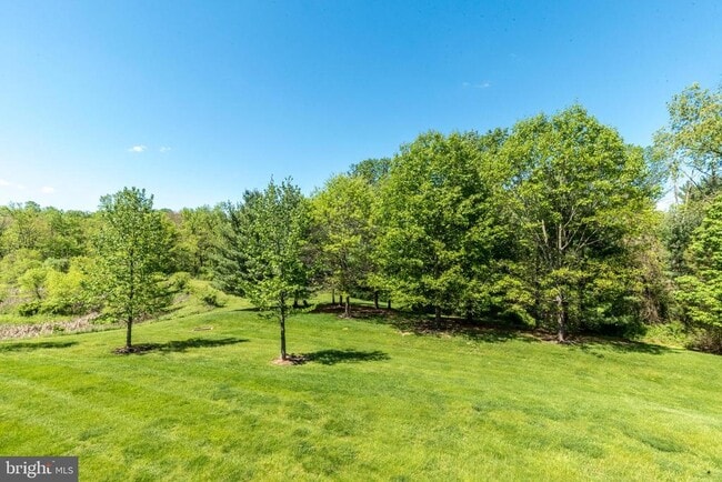 Building Photo - 3216 Brookside Dr