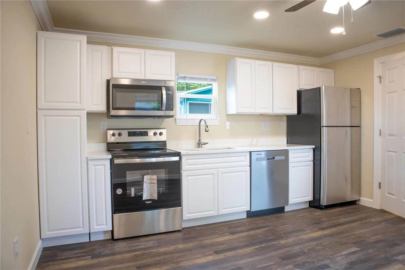 Building Photo - 1 Bed/1 Bath