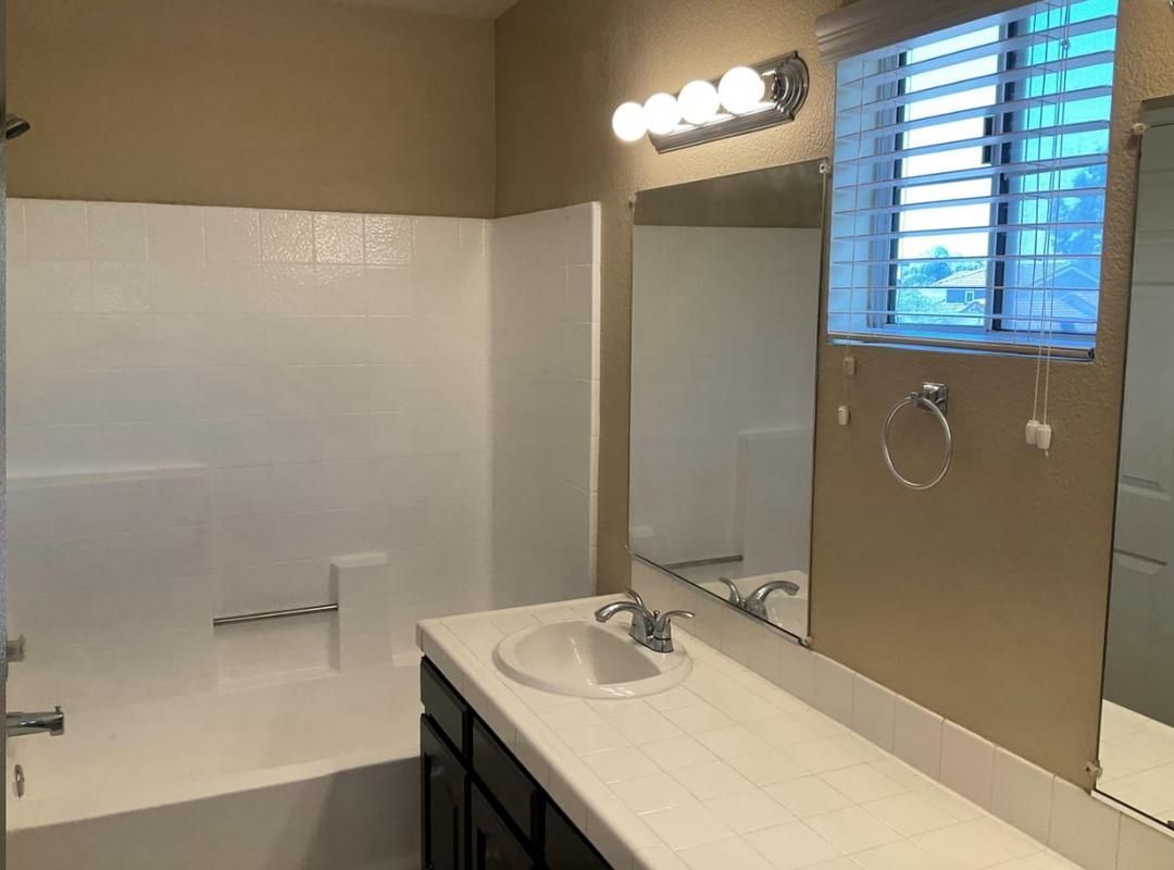 Building Photo - 31457 Corte Madera