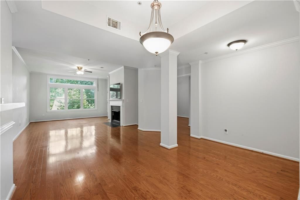Building Photo - 424 Lindbergh Drive NE
