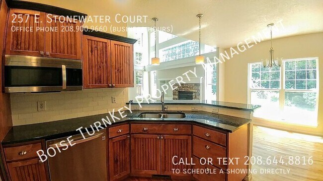 Building Photo - 257 E Stonewater Ct