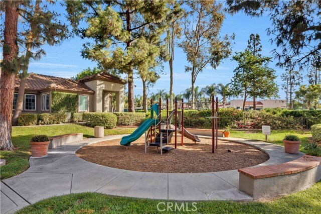Building Photo - 2800 Keller Dr
