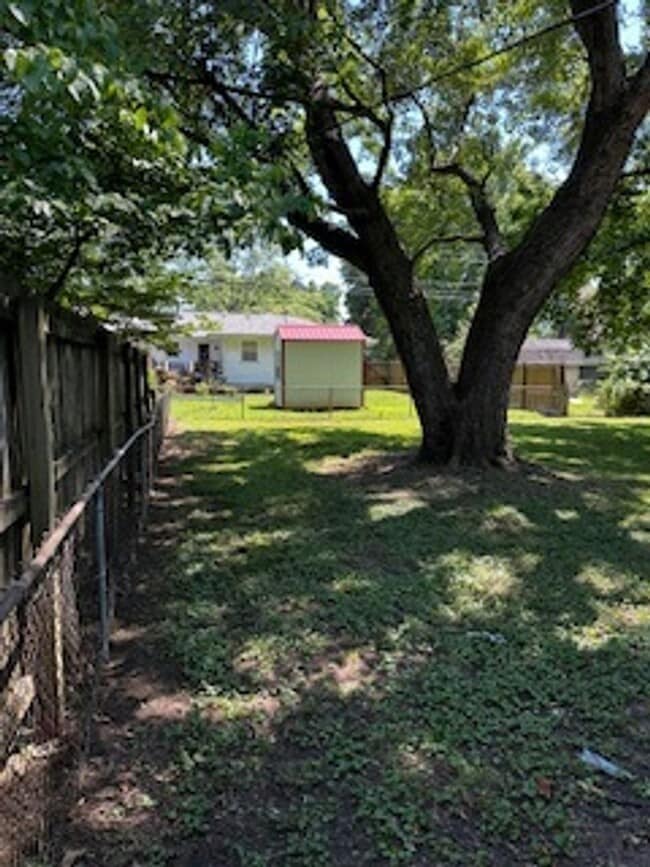 Building Photo - Fully Remodeled Home!