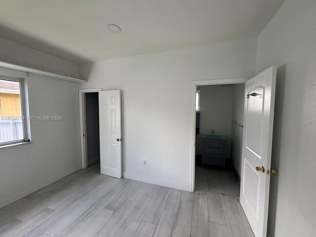 Building Photo - 26514 SW 138th Ave