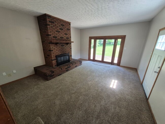 Building Photo - Cozy 4 Bedroom Kettering Home