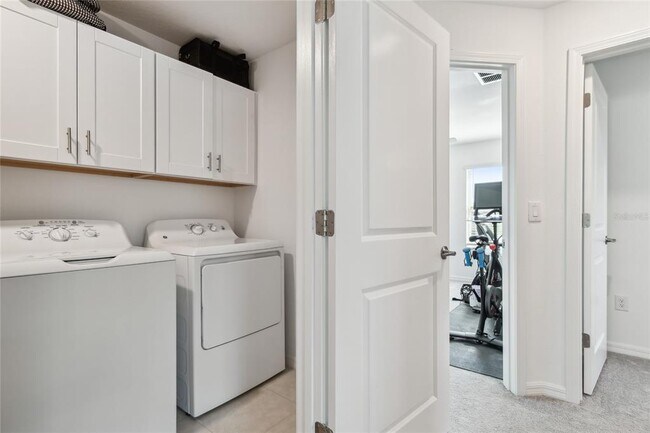 Building Photo - 9669 Ashworth Pl
