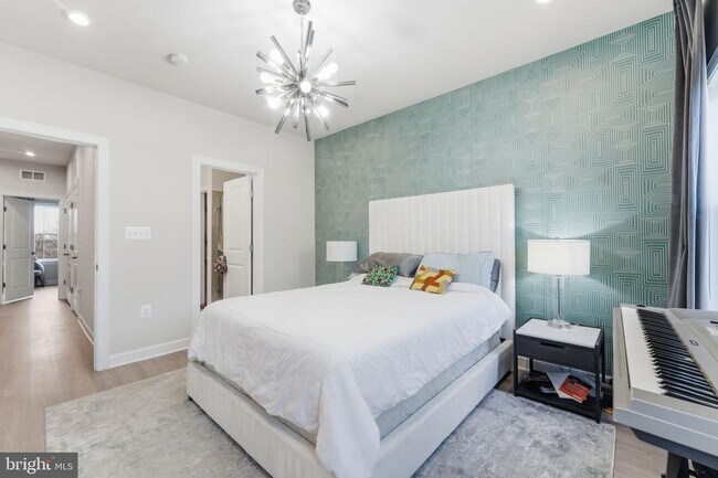 Building Photo - 2818 Dart Dr