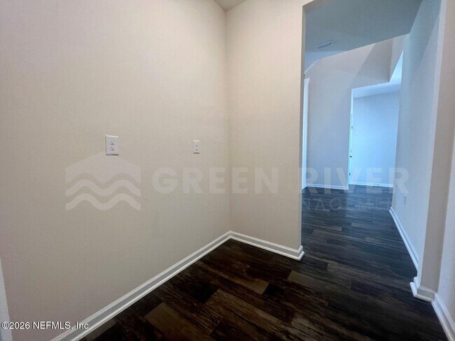 Building Photo - 6181 Bucking Bronco Dr