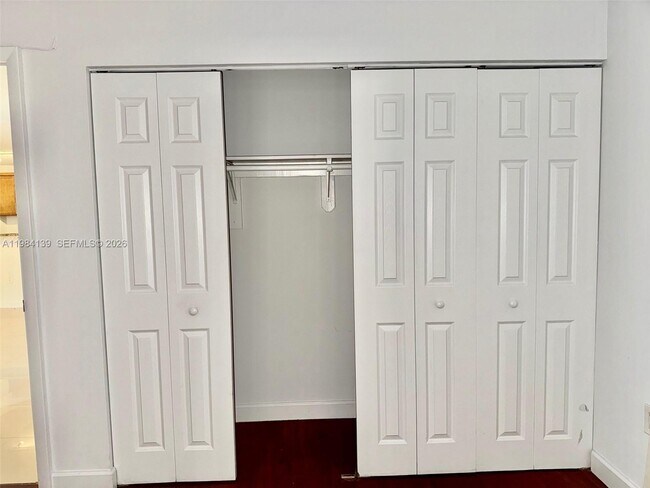 Building Photo - 10700 SW 108th Ave