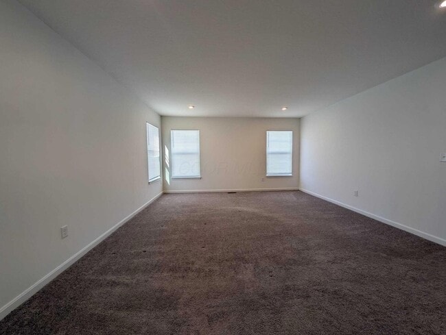 Building Photo - 8210 Daylily Dr