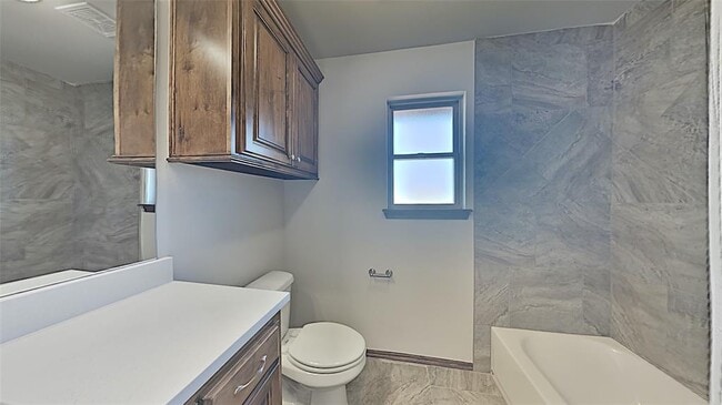 Building Photo - 7100 Daxton Ct