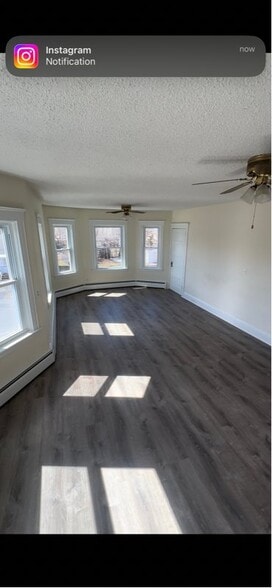 Building Photo - 65 Vaillancourt St