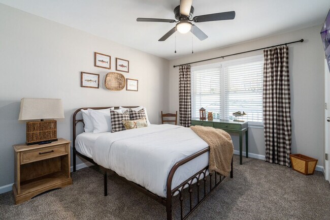 Building Photo - 17 Rock Crest Cir SE