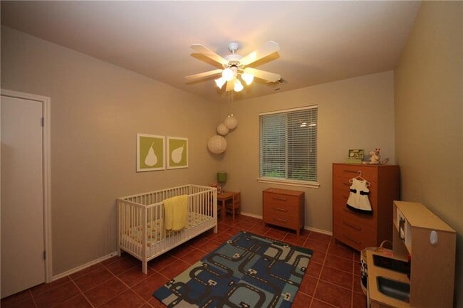 Building Photo - 12517 Sir Christophers Cove