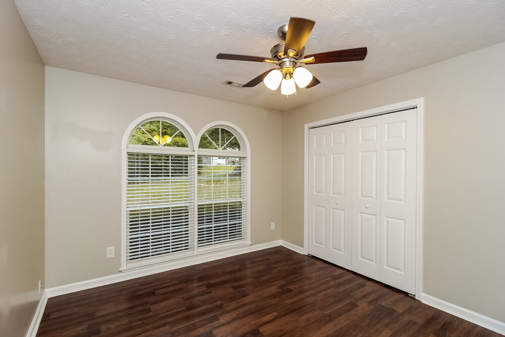 Building Photo - 3135 Sweetbriar Dr