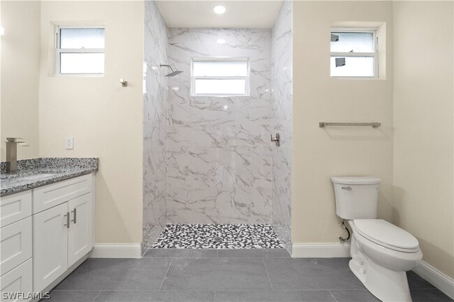 Building Photo - 1043 Albert Ave