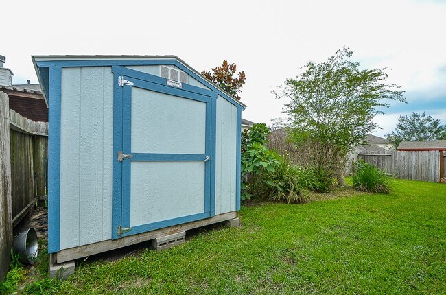Building Photo - 21731 Hannover Ridge Dr