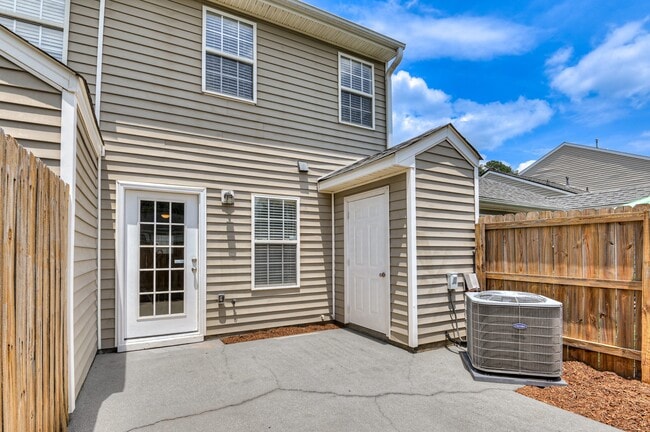Building Photo - 4680 Brookwood Ln