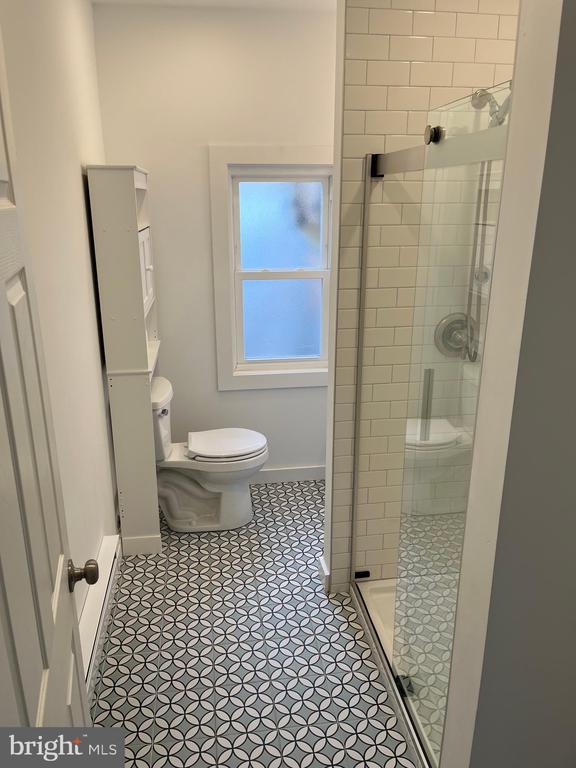 Building Photo - 508 Station Ave