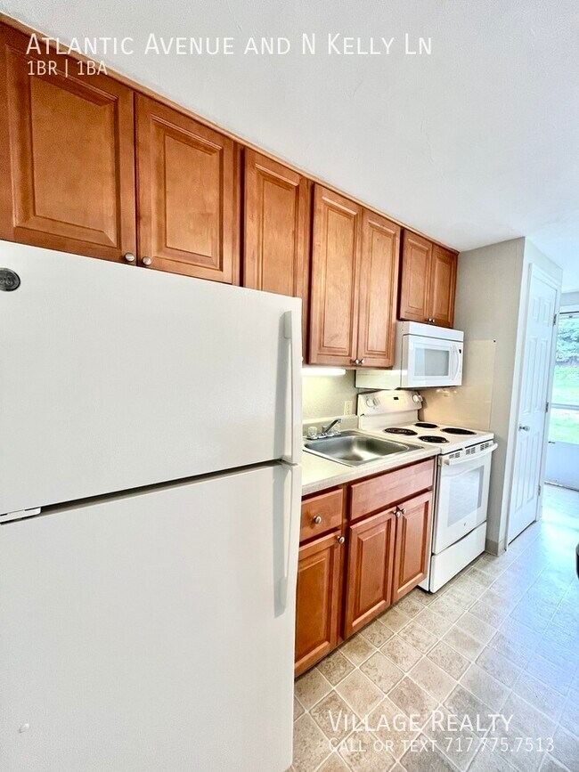 Building Photo - Budget-Friendly newly-remodeled 1-bed with...