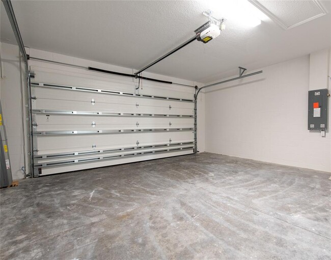 Building Photo - 8113 Sternway Rd