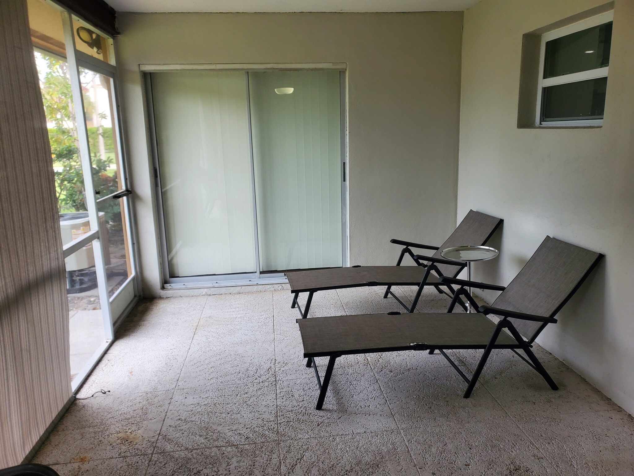 Building Photo - 3568 Boca Ciega Dr