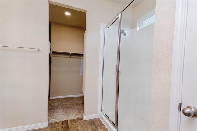 Building Photo - 1309 Anhalt Dr