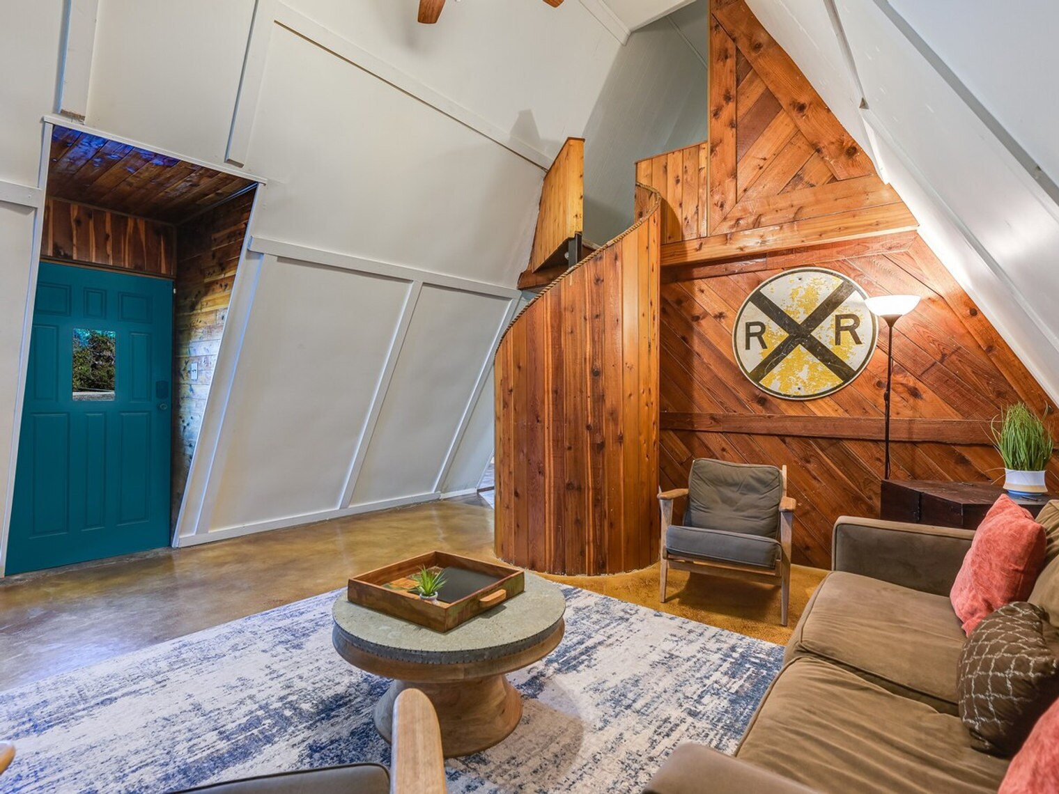 Building Photo - 1930 N Wheat Rd