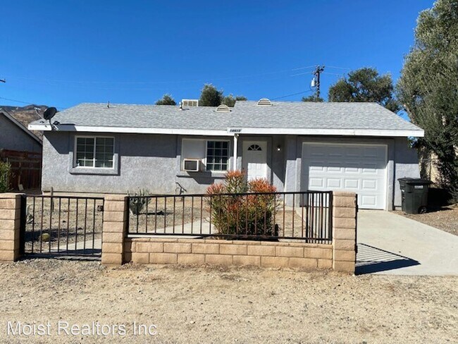 Building Photo - 2 br, 1 bath House - 14615 Cabazon St.