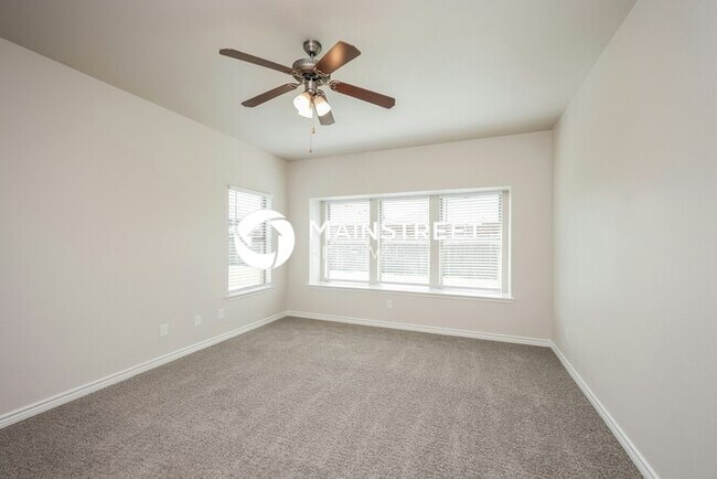 Building Photo - 3 Bedroom Pet-Friendly Home in Seagoville,...