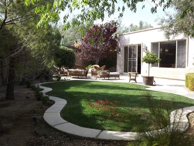 Building Photo - **WONDERFUL SINGLE STORY HOME IN GUARD GATED "ANTHEM COUNTRY CLUB!!"