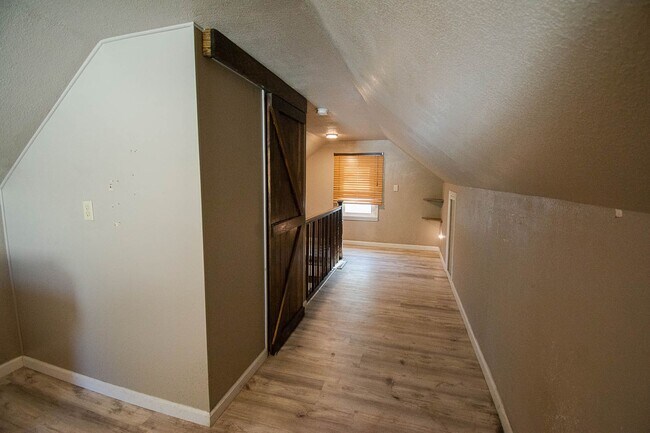 Building Photo - Fenced Yard, 2-Car Garage + Quiet Location!