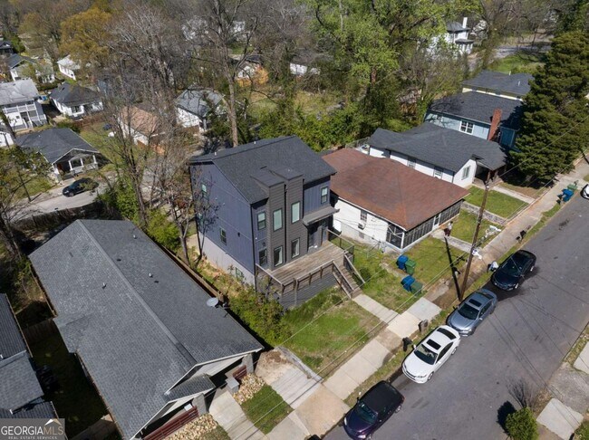 Building Photo - 957 Ashby Grove SW